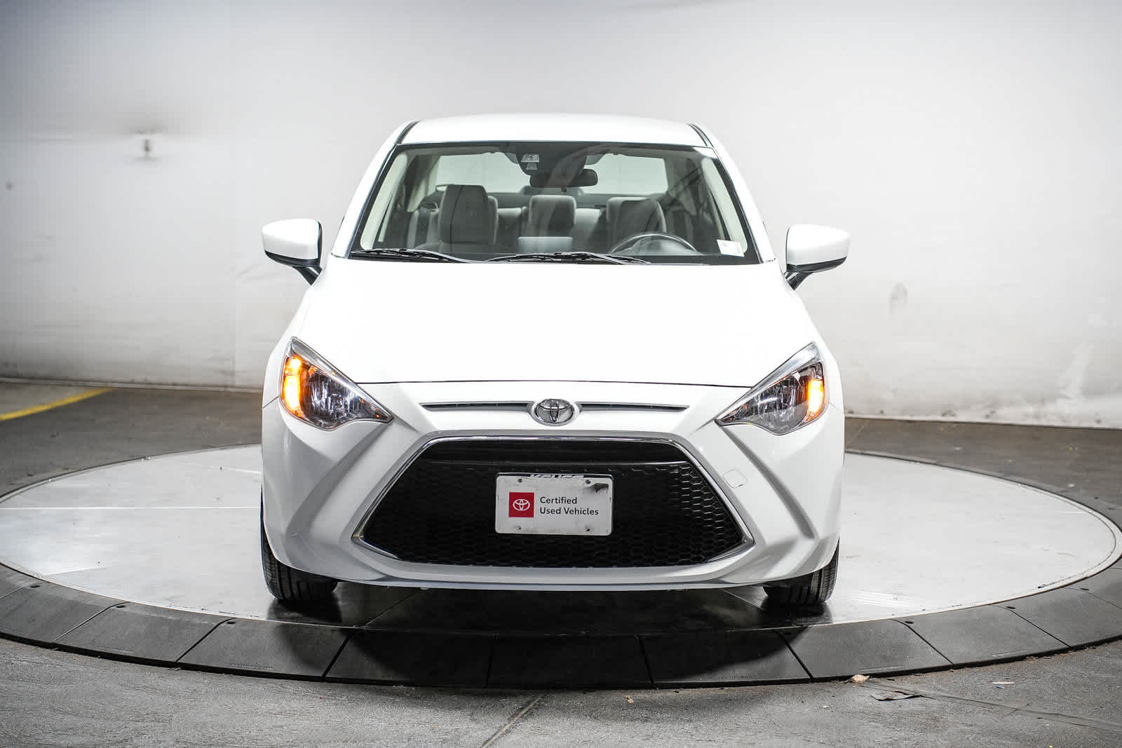 2019 Toyota Yaris L
