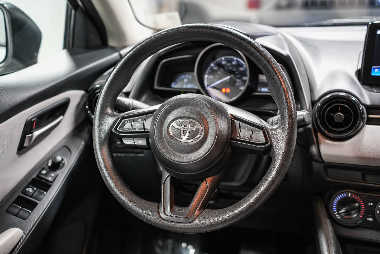 2019 Toyota Yaris L