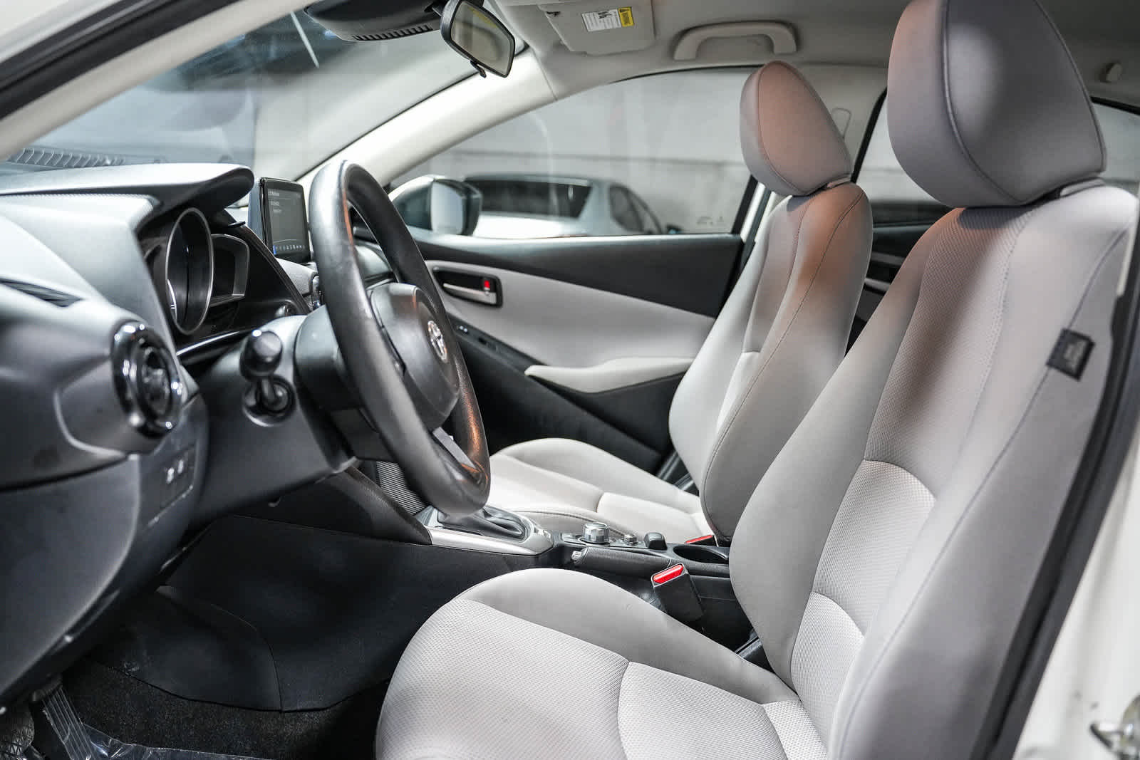 2019 Toyota Yaris L