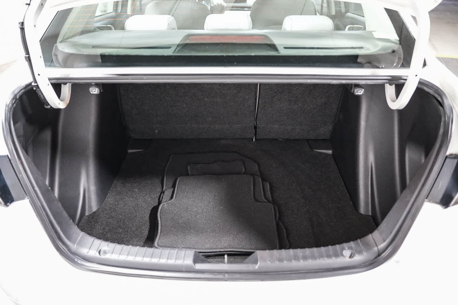 2019 Toyota Yaris L