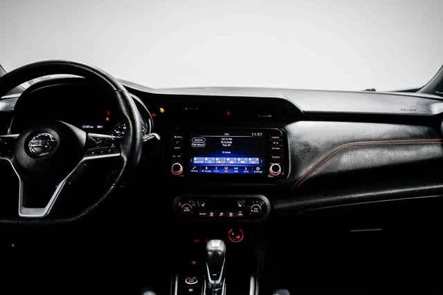 2021 Nissan Kicks SR