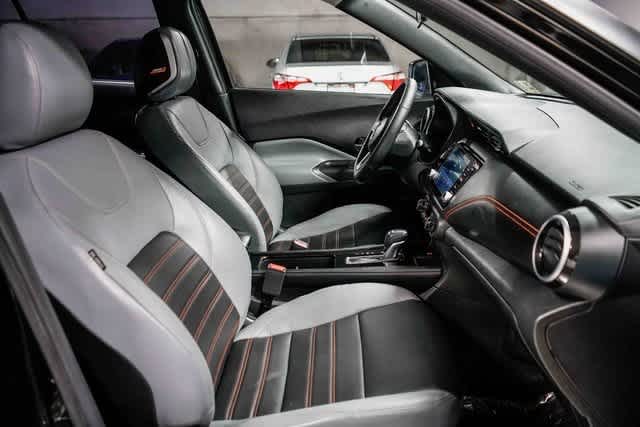 2021 Nissan Kicks SR