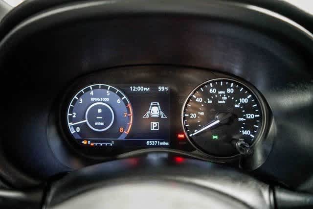 2021 Nissan Kicks SR