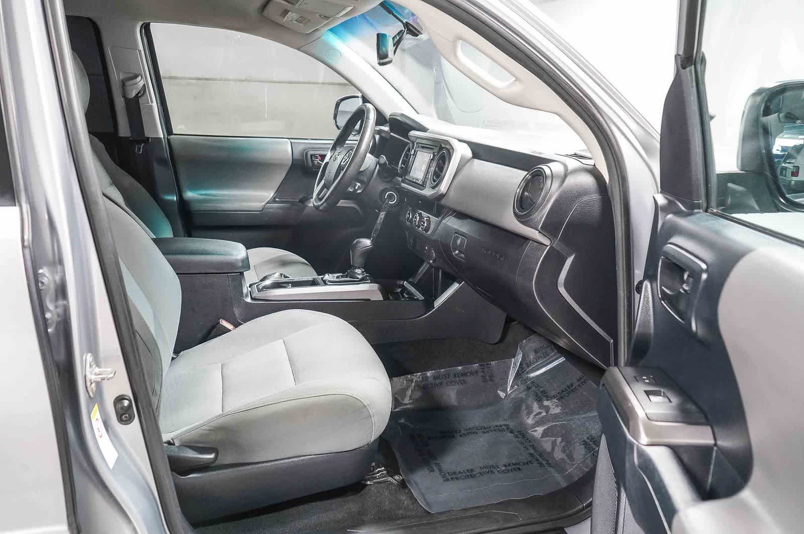 2017 Toyota Tacoma SR5