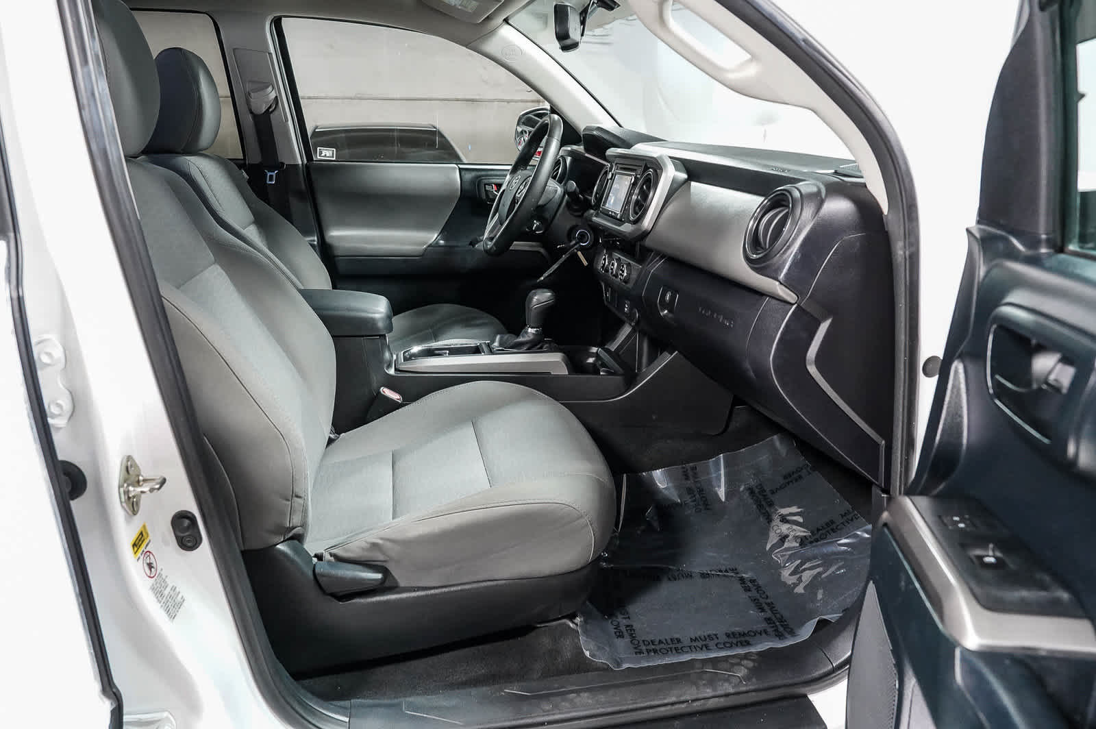 2016 Toyota Tacoma SR5