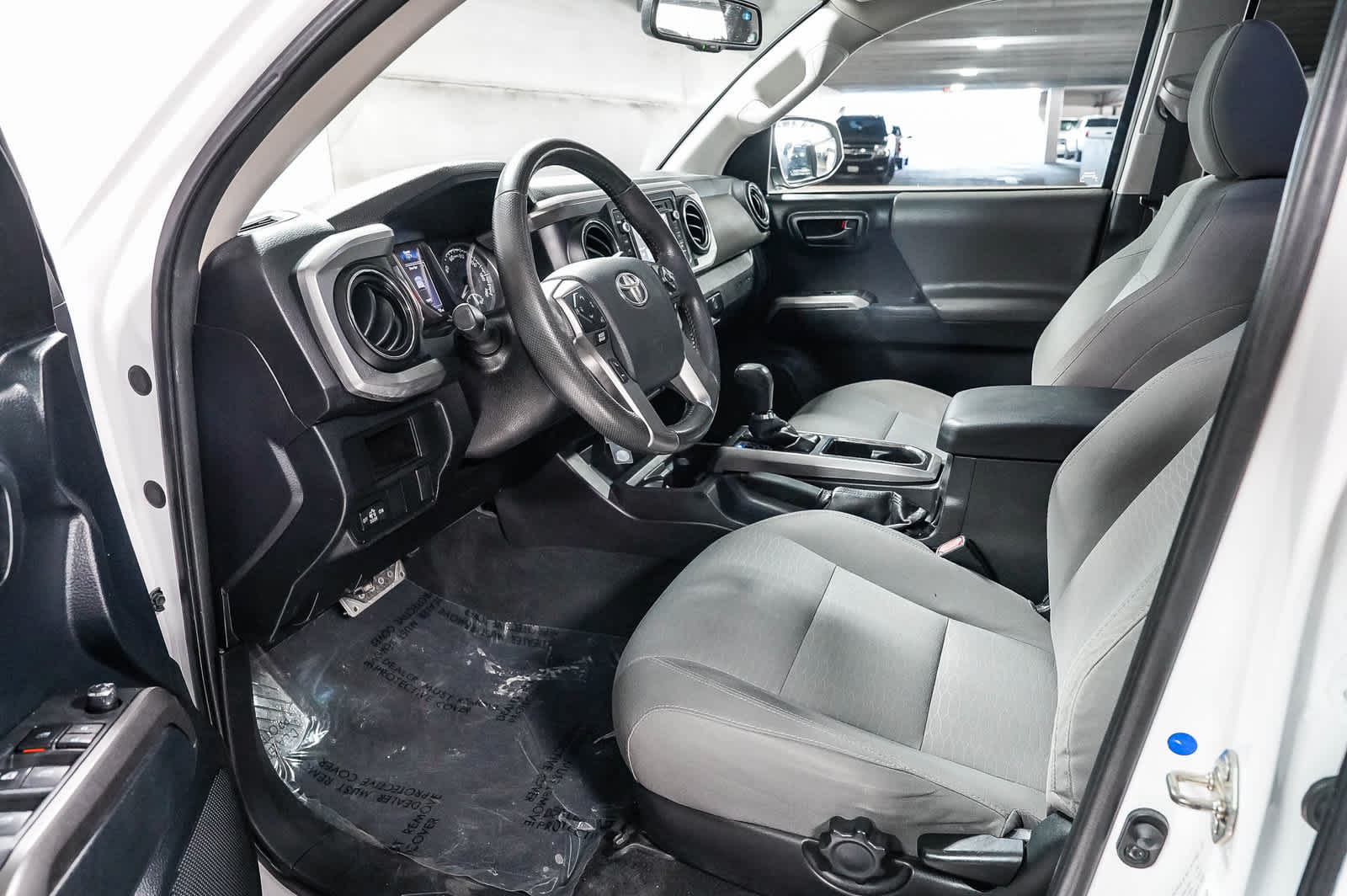 2016 Toyota Tacoma SR5
