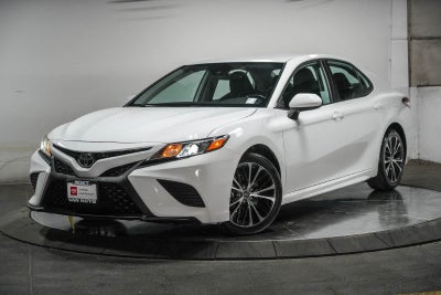 2019 Toyota Camry SE