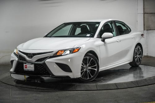 2019 Toyota Camry SE
