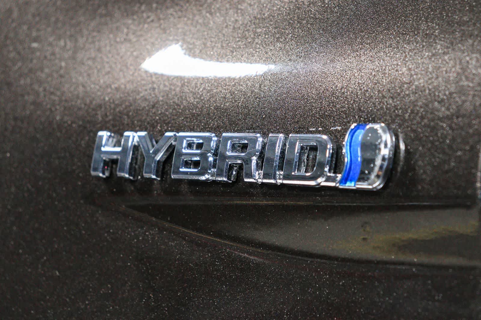 2018 Toyota Camry Hybrid XLE