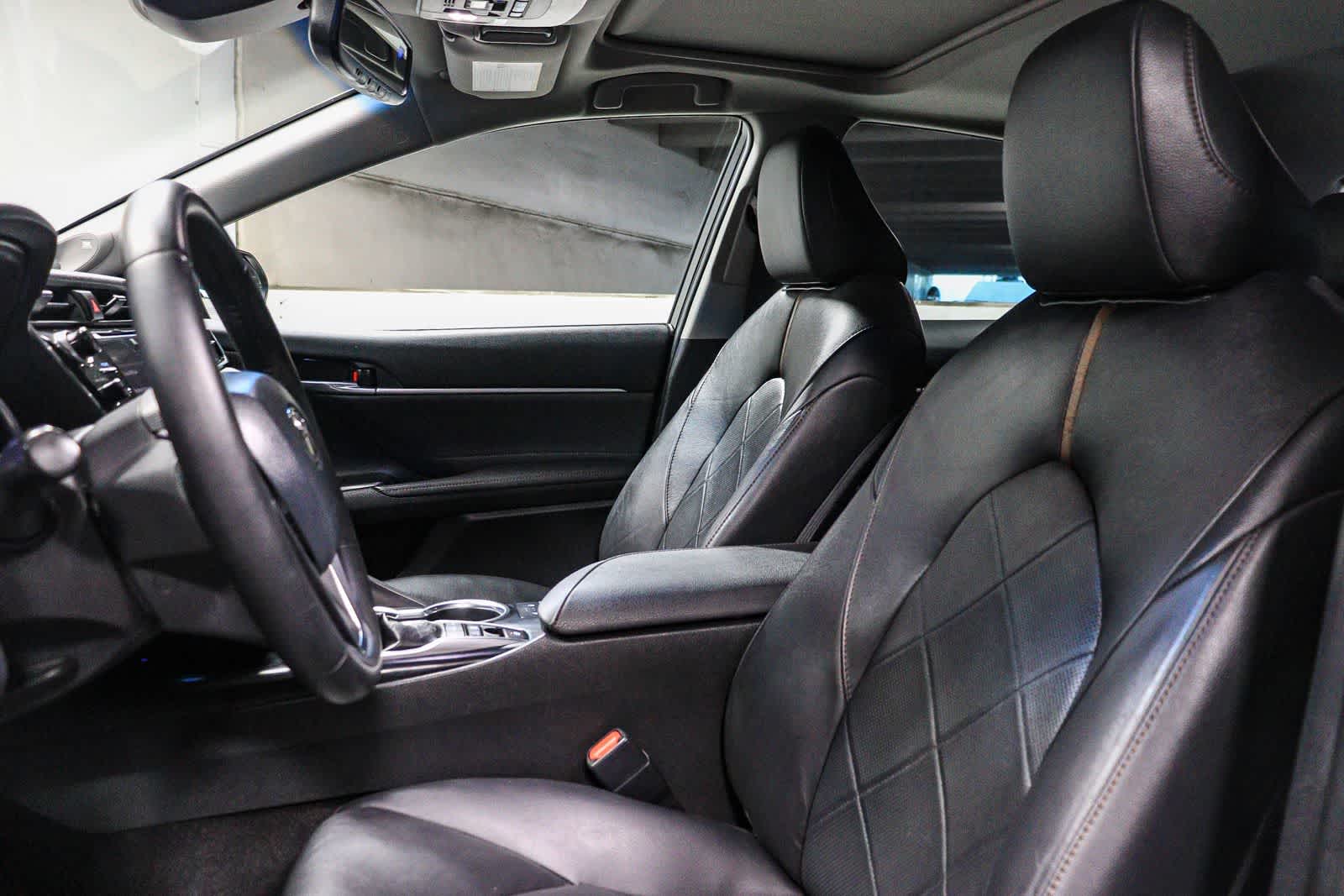 2018 Toyota Camry Hybrid XLE