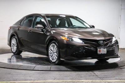 2018 Toyota Camry Hybrid XLE