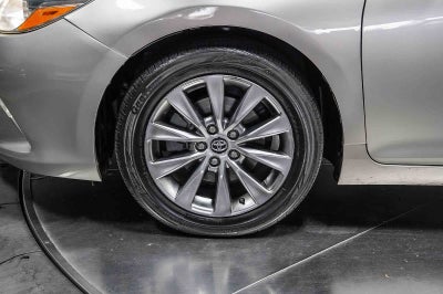 2016 Toyota Camry Hybrid XLE