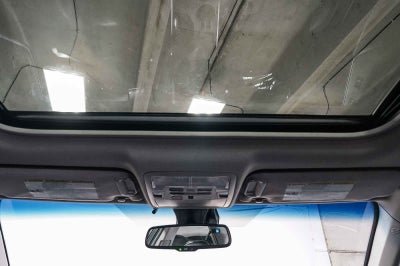 2016 Toyota Camry Hybrid XLE