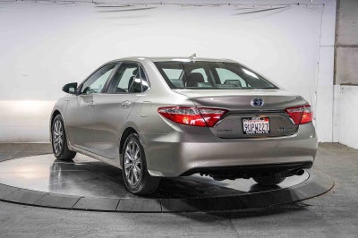 2016 Toyota Camry Hybrid XLE
