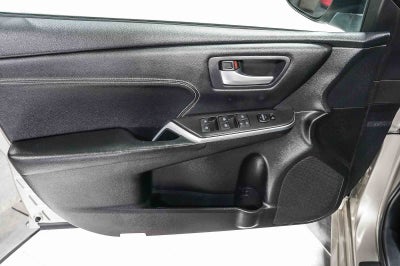 2016 Toyota Camry Hybrid XLE