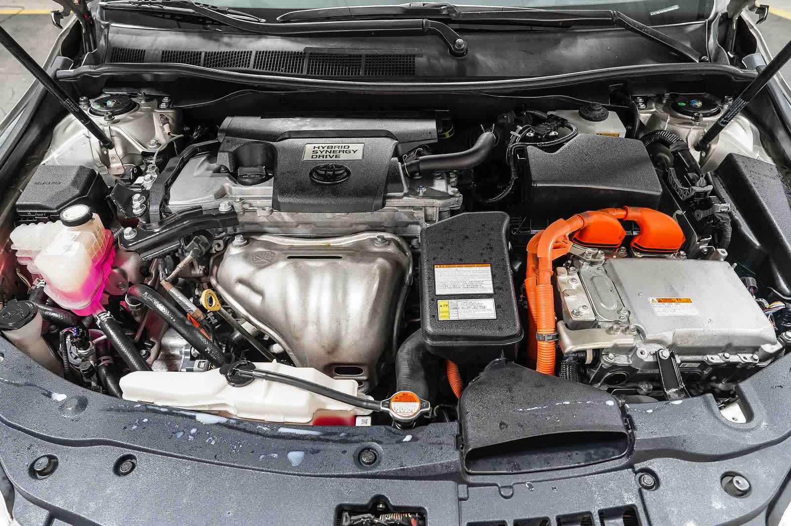 2016 Toyota Camry Hybrid XLE