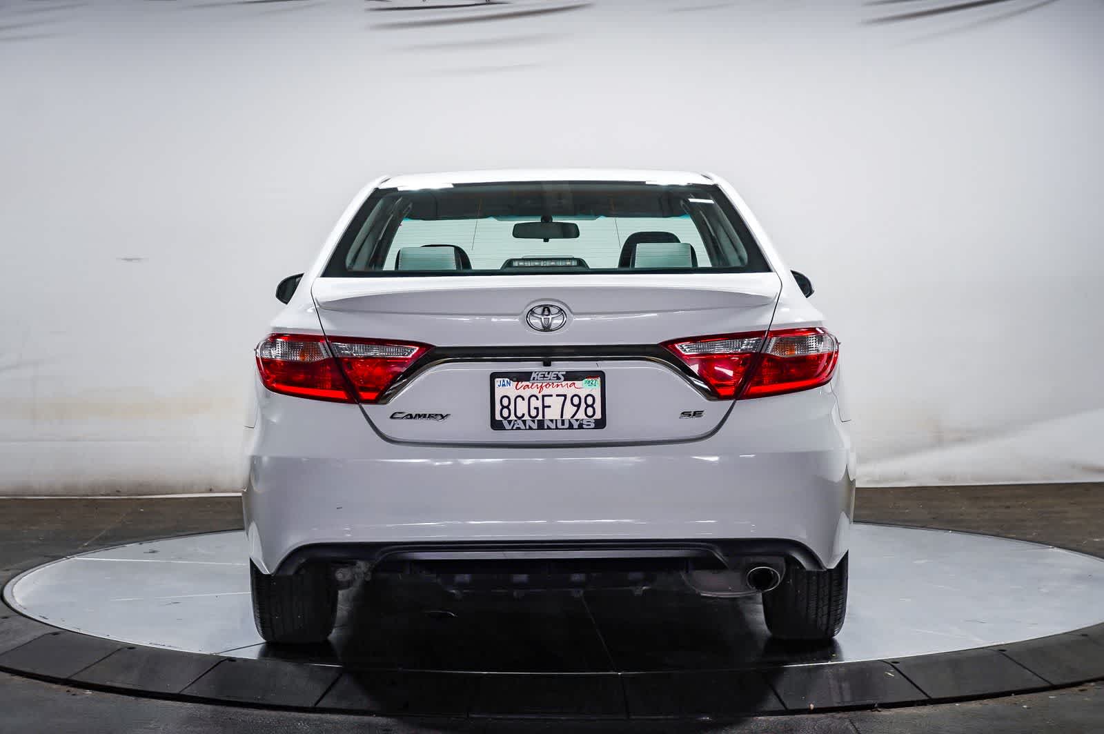 2017 Toyota Camry SE