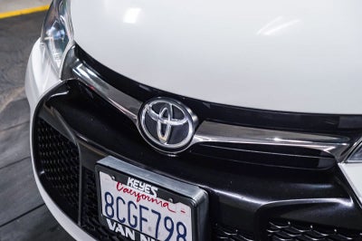2017 Toyota Camry SE