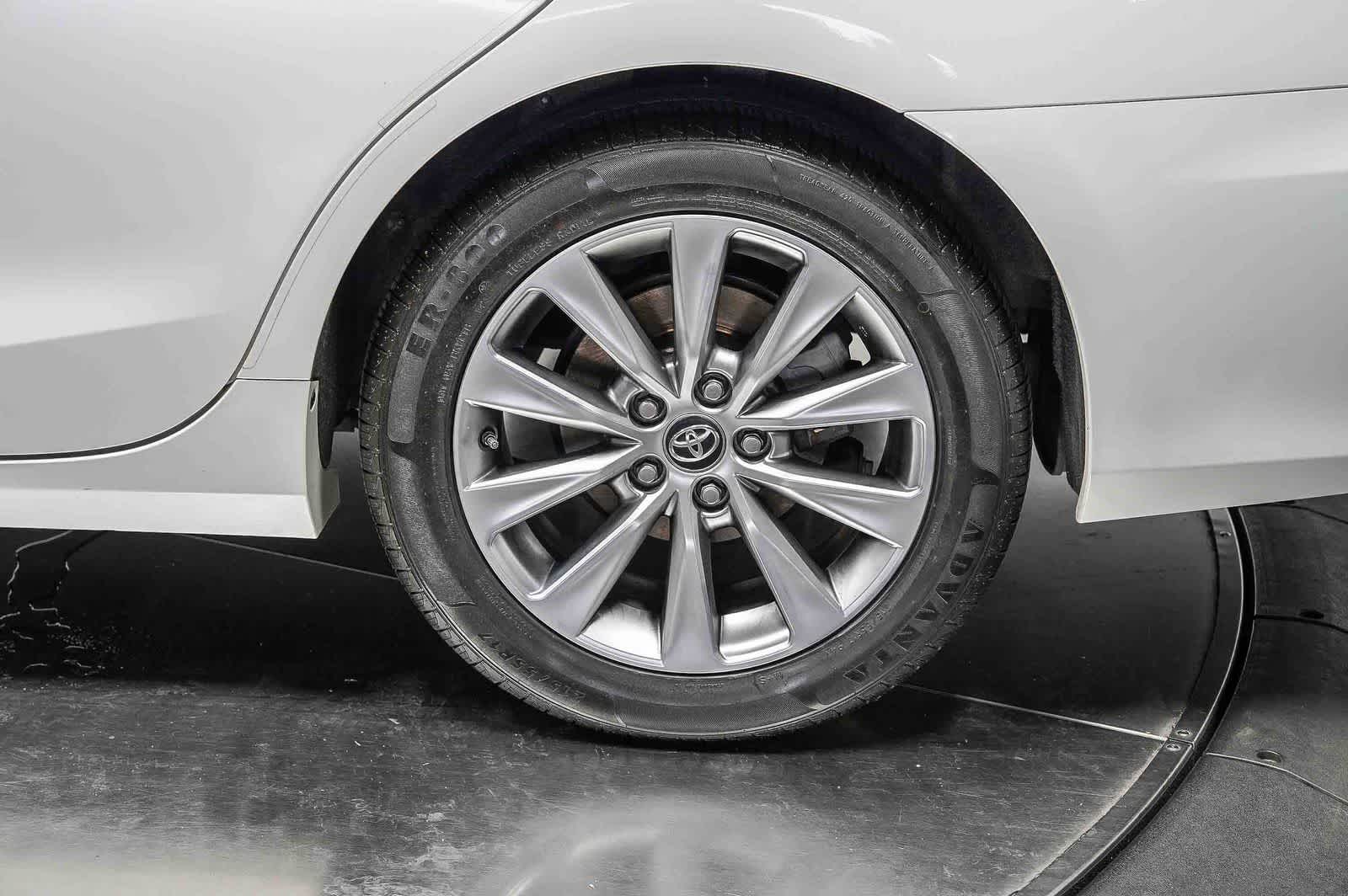 2016 Toyota Camry XLE