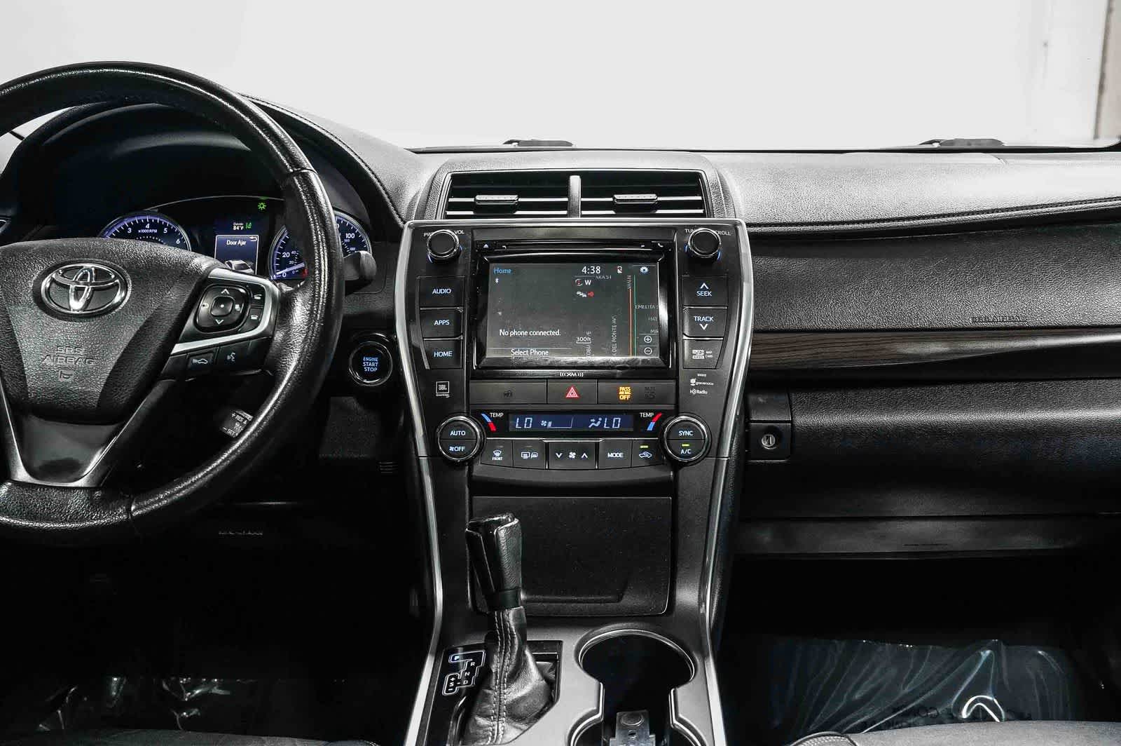 2016 Toyota Camry XLE