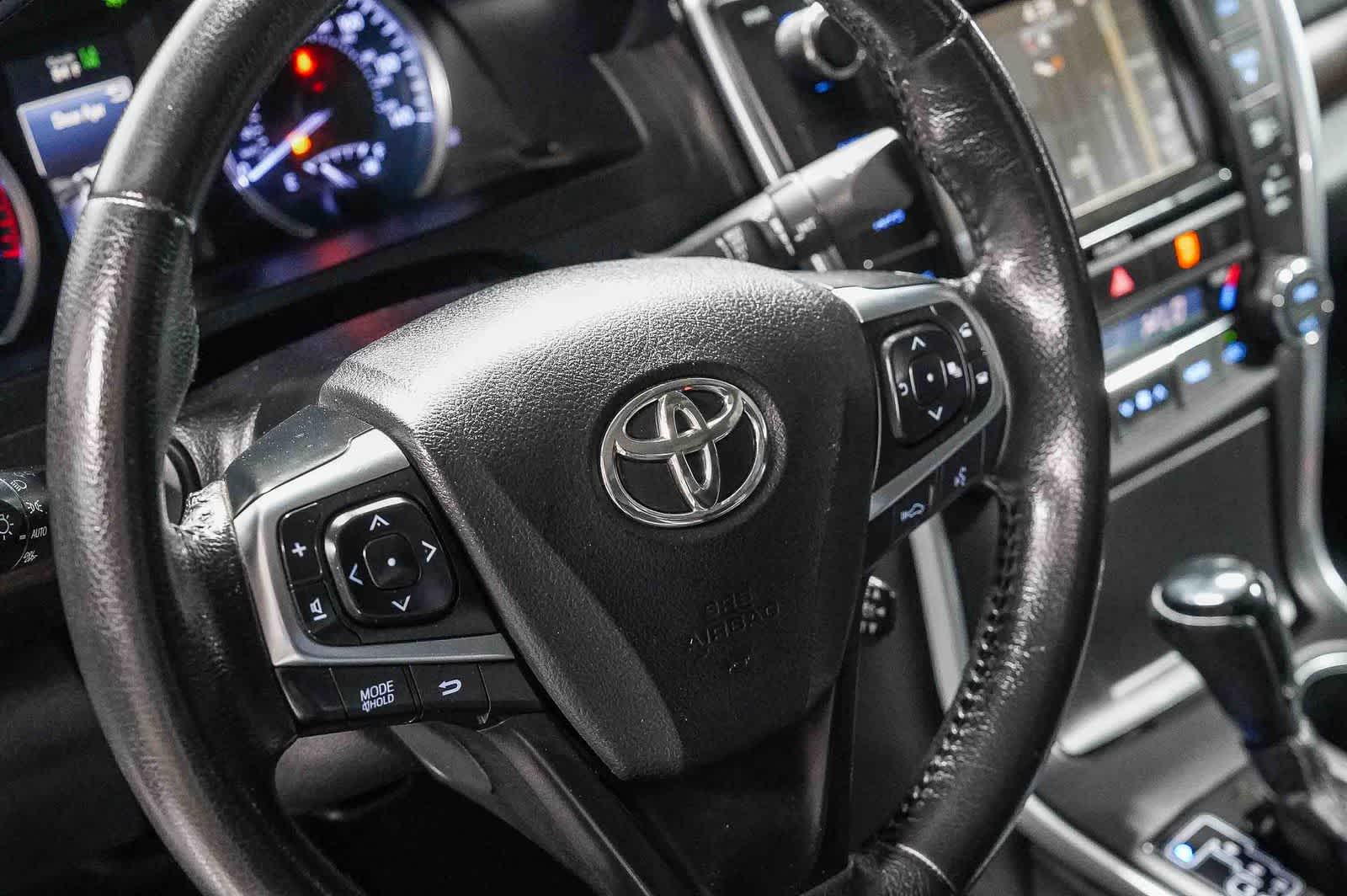 2016 Toyota Camry XLE