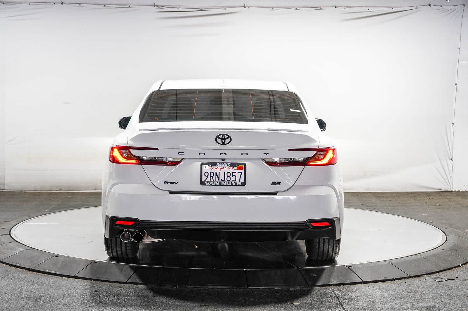 2025 Toyota Camry SE