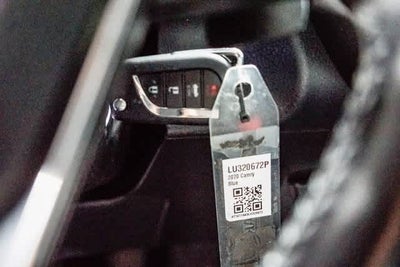 2020 Toyota Camry SE