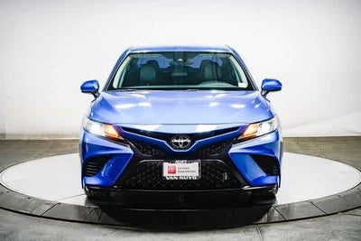 2020 Toyota Camry SE