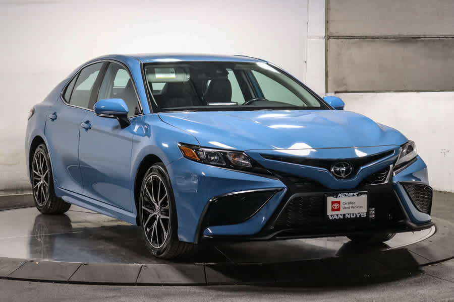 2024 Toyota Camry SE