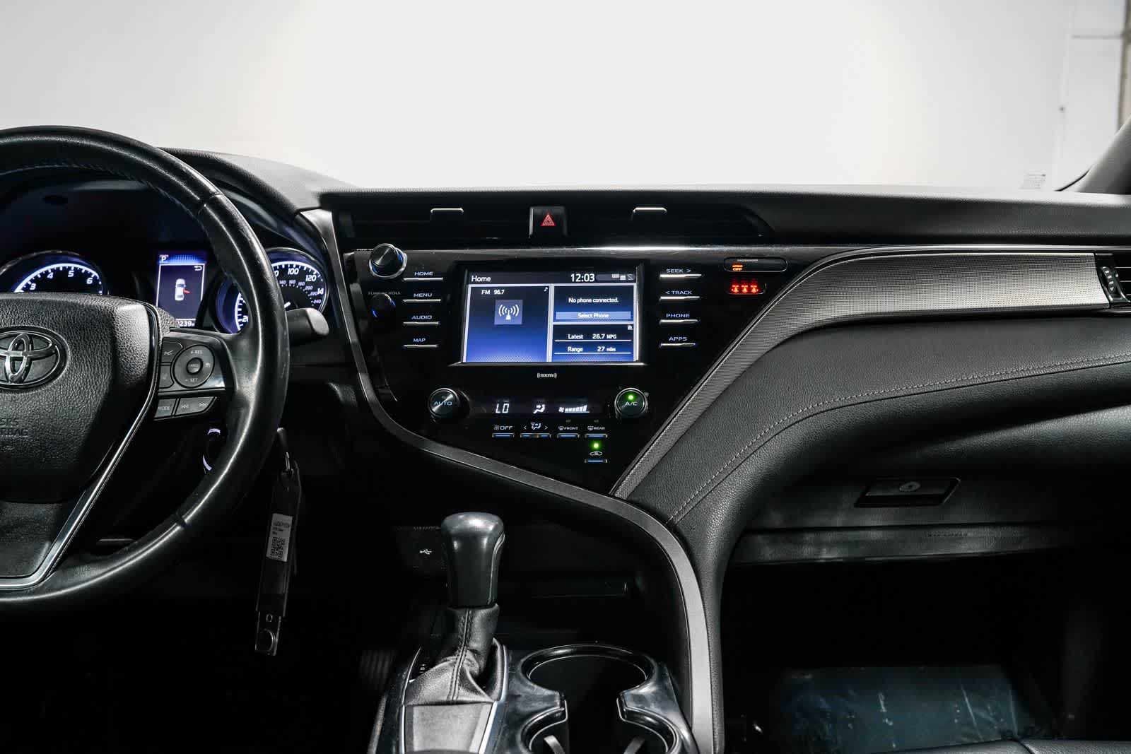 2020 Toyota Camry SE Nightshade
