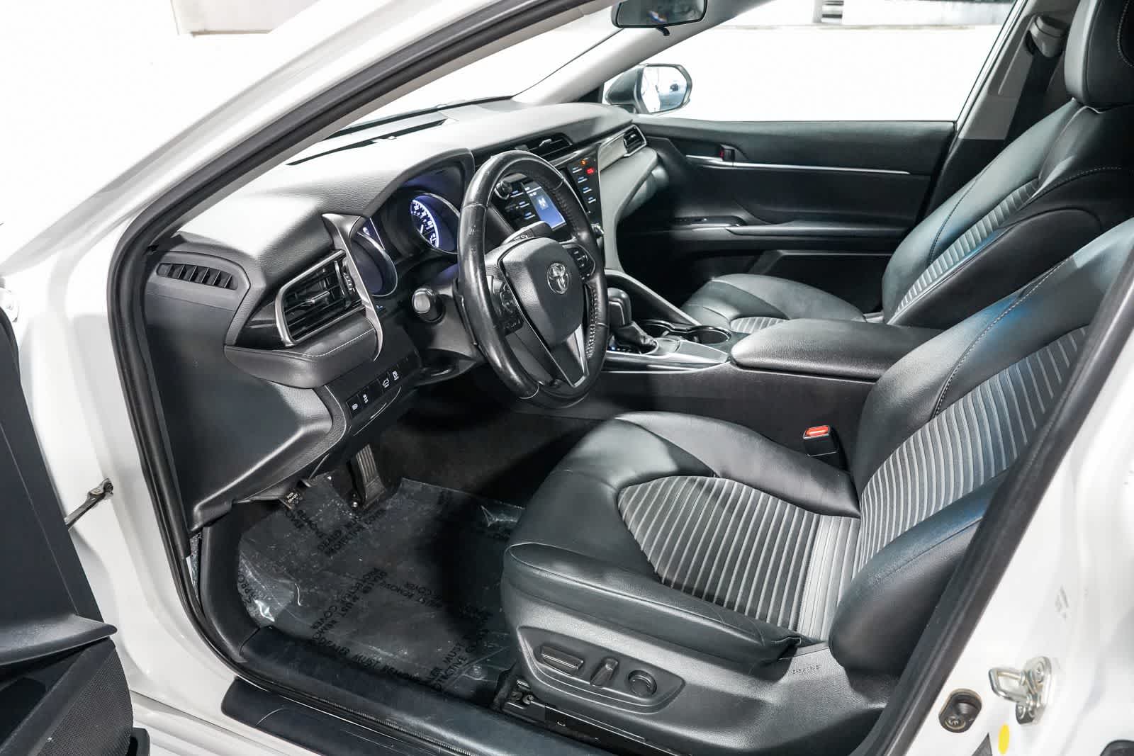 2020 Toyota Camry SE Nightshade