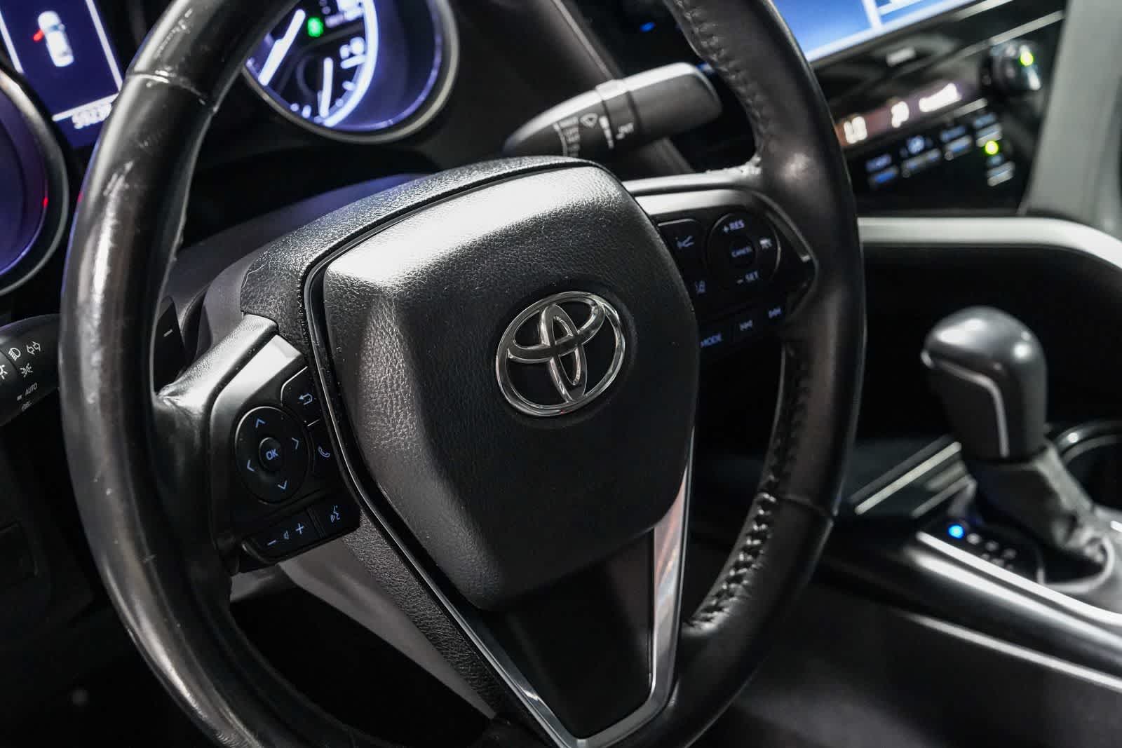 2020 Toyota Camry SE Nightshade