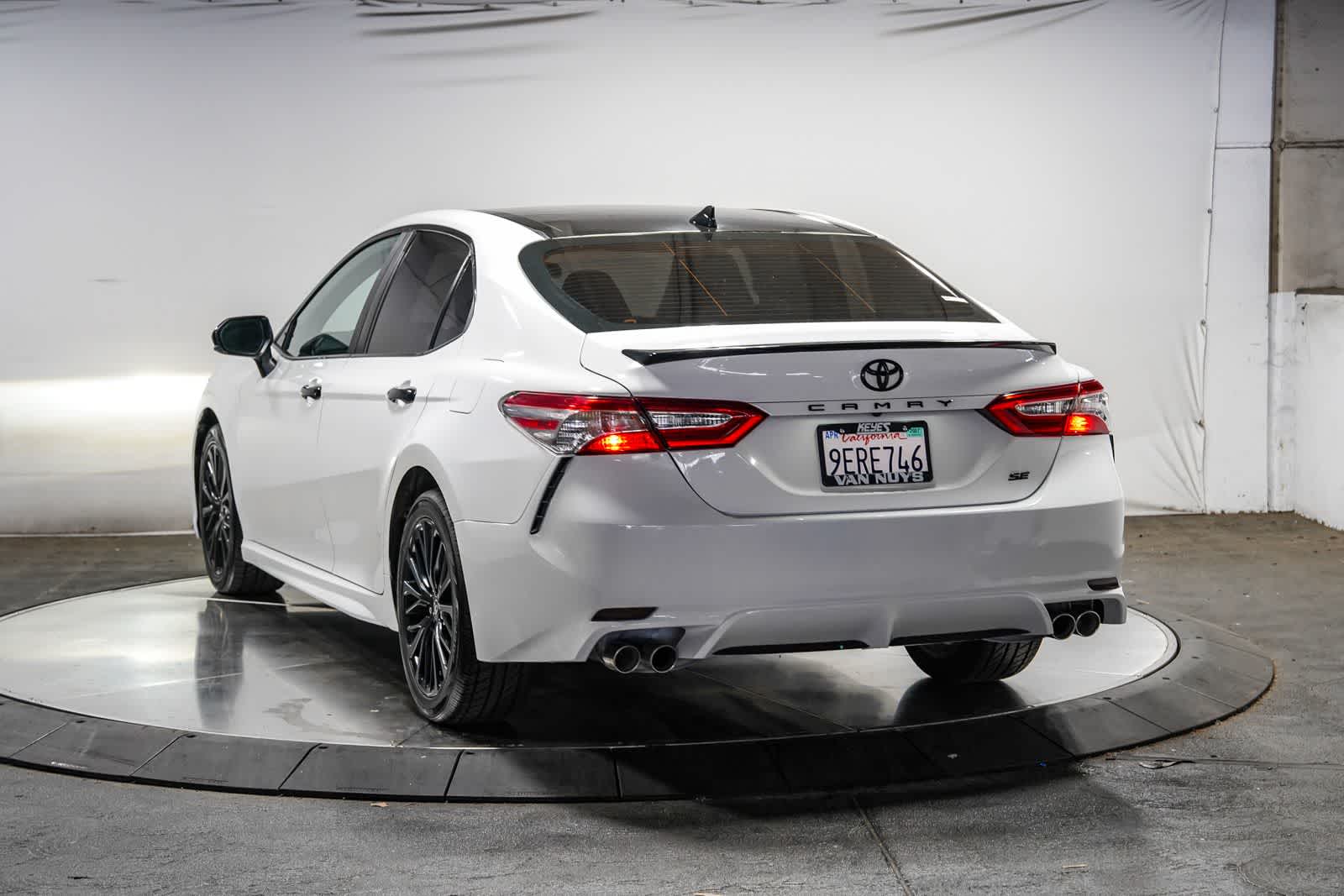 2020 Toyota Camry SE Nightshade