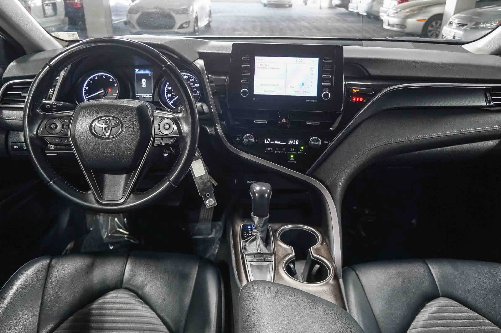 2022 Toyota Camry SE