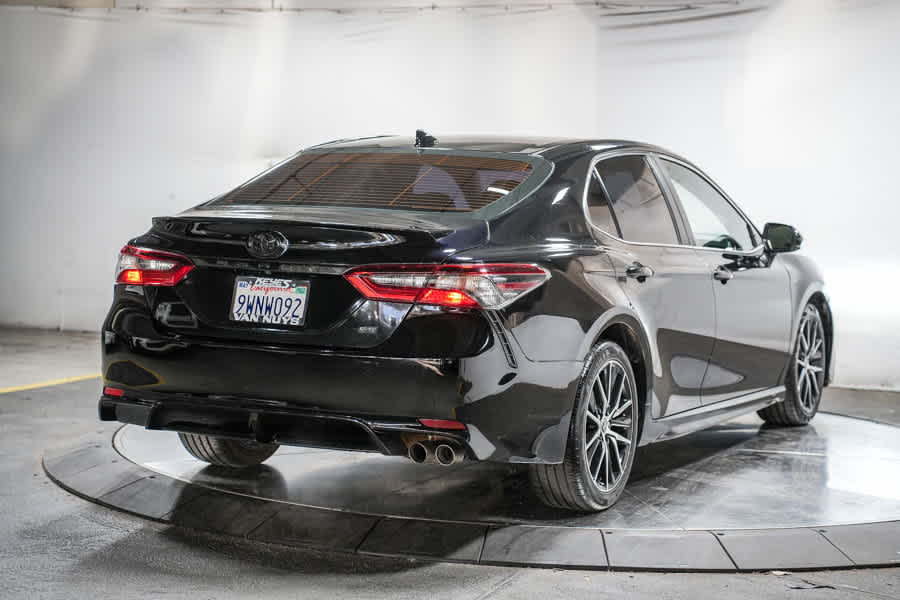 2021 Toyota Camry SE