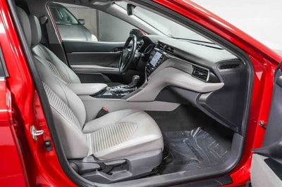 2020 Toyota Camry Hybrid SE