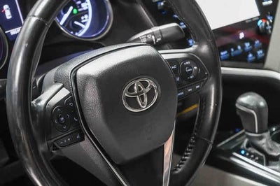2020 Toyota Camry Hybrid SE