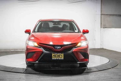 2020 Toyota Camry Hybrid SE