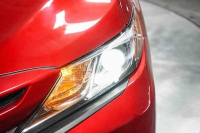 2020 Toyota Camry Hybrid SE