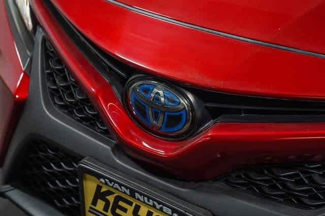 2020 Toyota Camry Hybrid SE