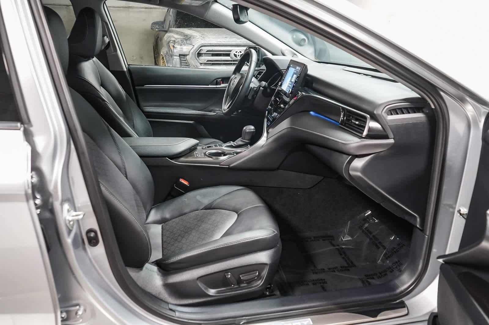 2023 Toyota Camry Hybrid XSE