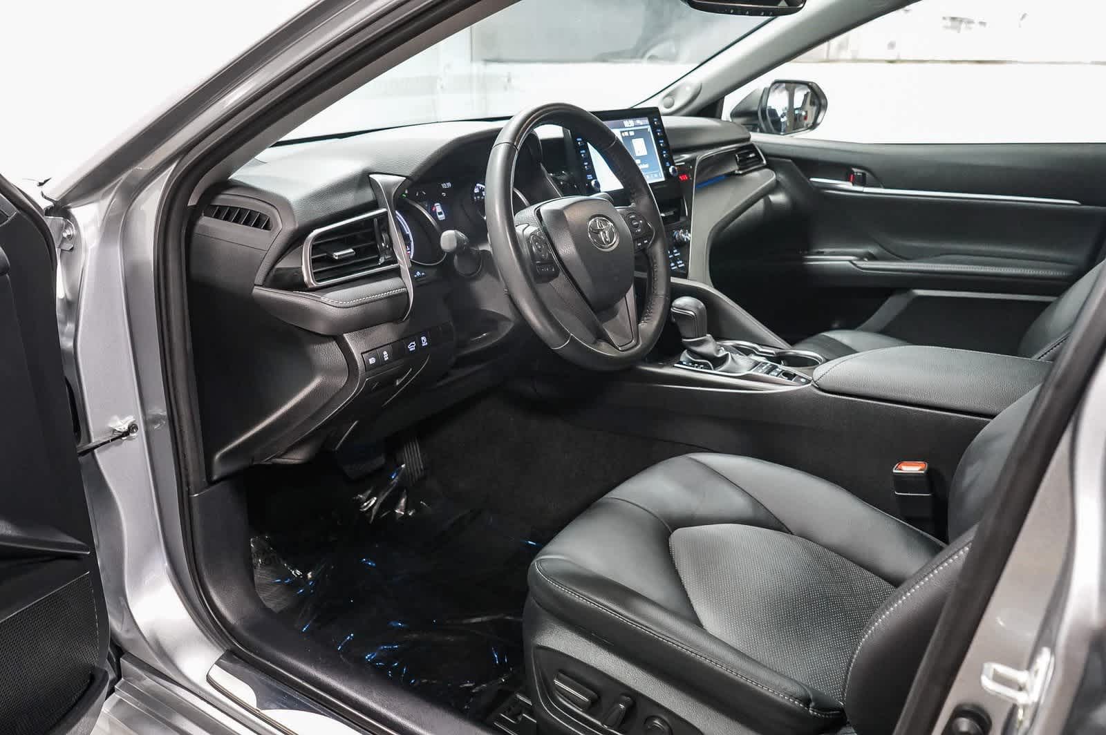 2023 Toyota Camry Hybrid XSE