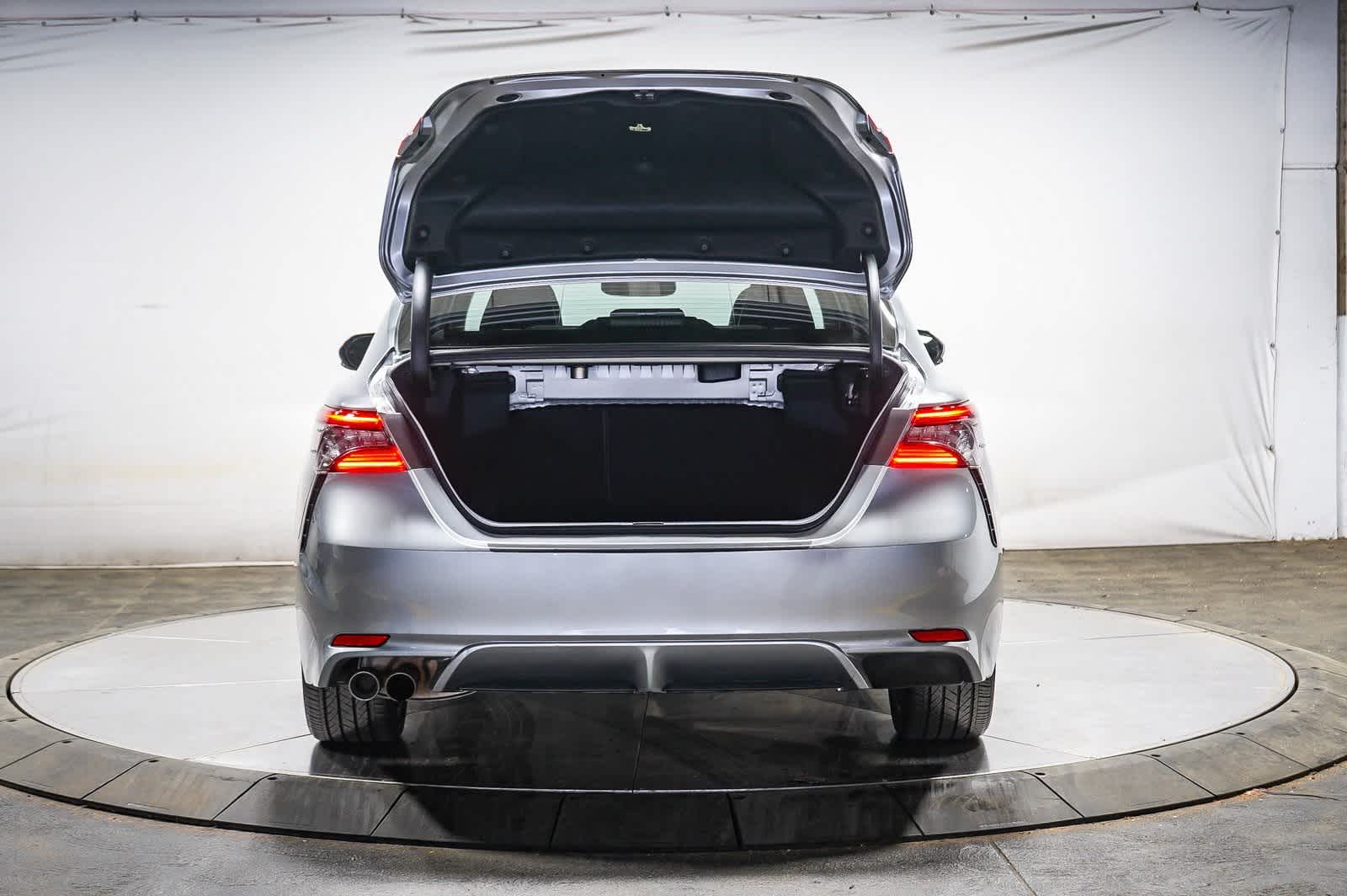 2023 Toyota Camry Hybrid XSE