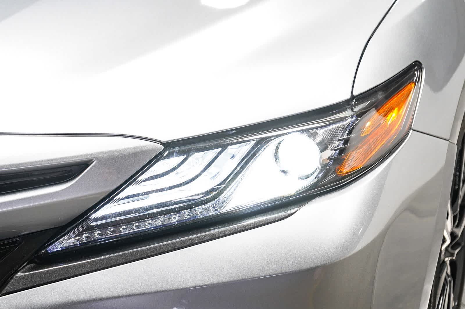 2023 Toyota Camry Hybrid XSE