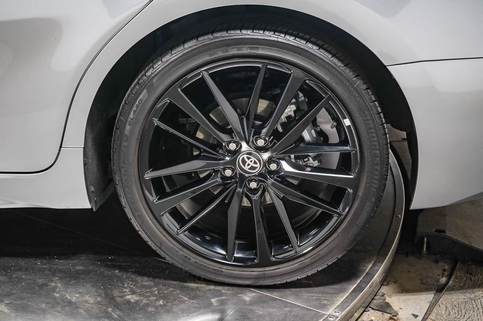 2023 Toyota Camry Hybrid XSE