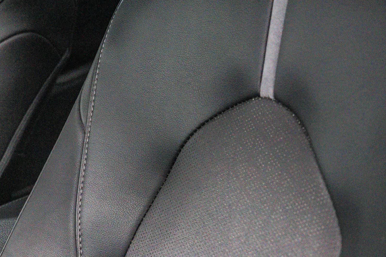 2023 Toyota Camry Hybrid XSE