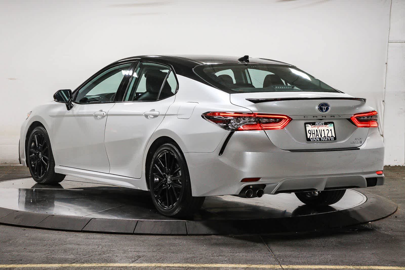 2023 Toyota Camry Hybrid XSE