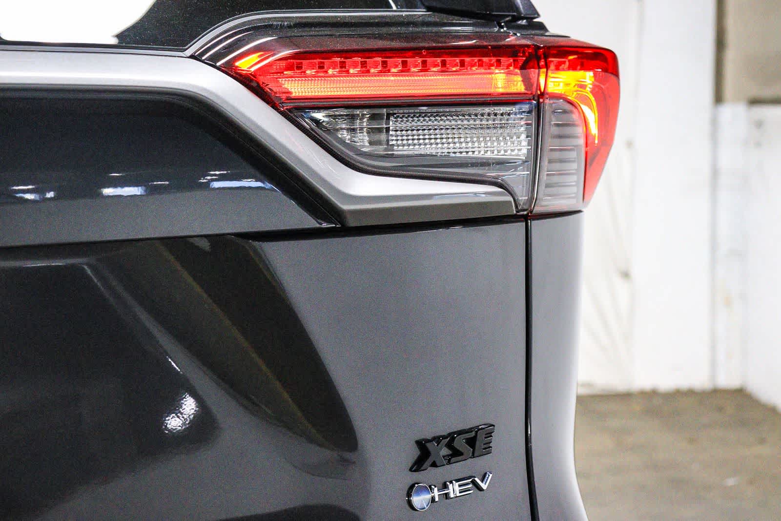 2025 Toyota RAV4 Hybrid XSE