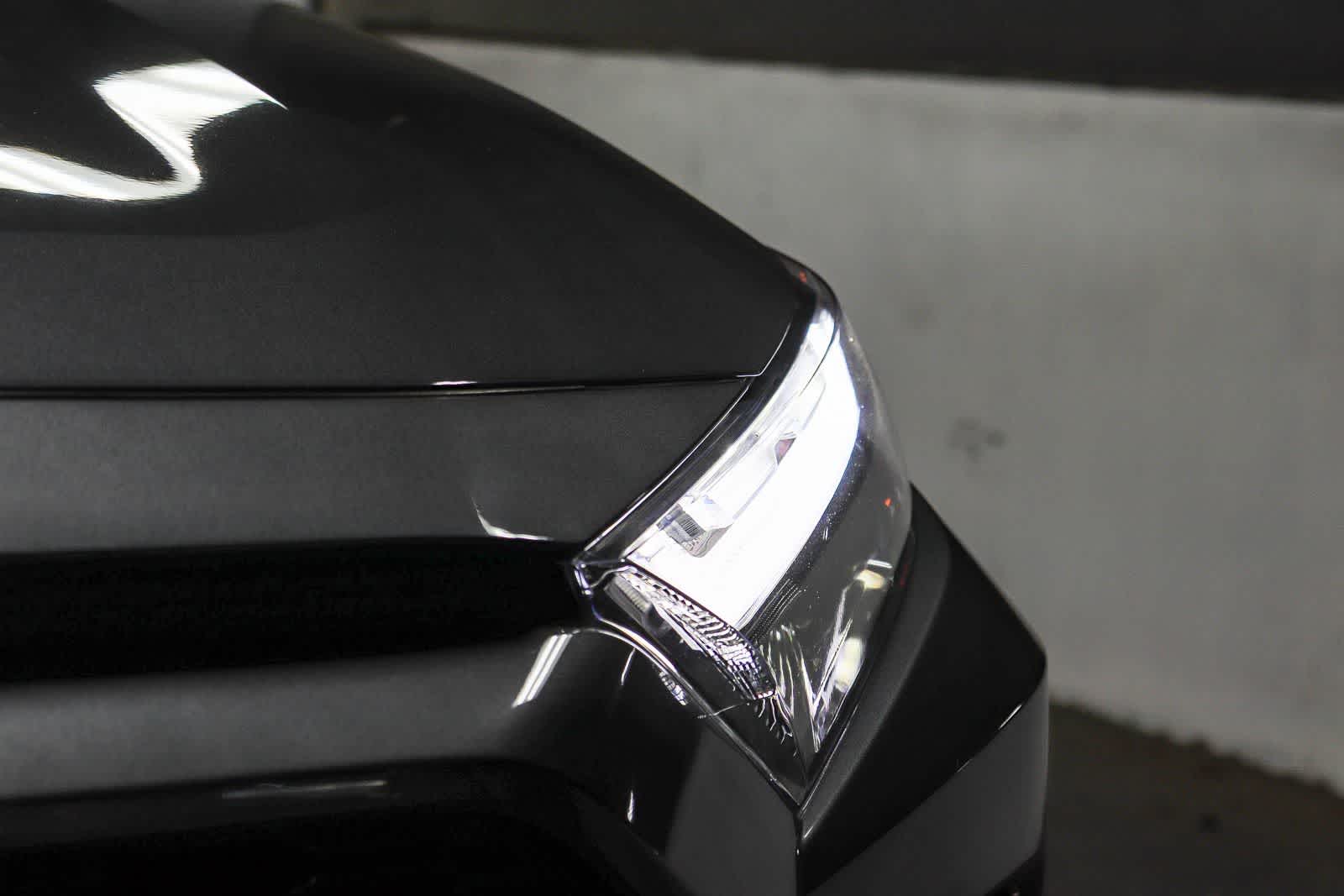 2025 Toyota RAV4 Hybrid XSE