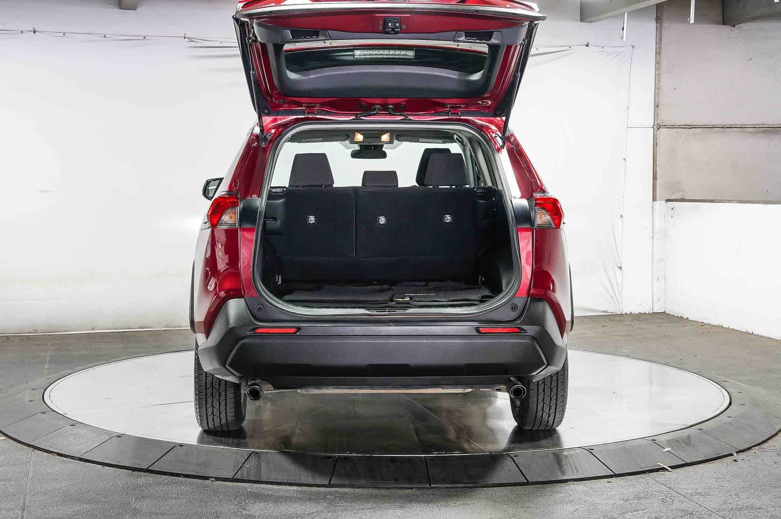 2021 Toyota RAV4 Hybrid LE